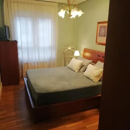 Amplio Y Soleado Alquilo Apartamento Entero De 3 Habitaciones 5 Personas Zarautz Buitenkant foto