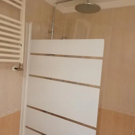 Amplio Y Soleado Alquilo Apartamento Entero De 3 Habitaciones 5 Personas Zarautz Buitenkant foto